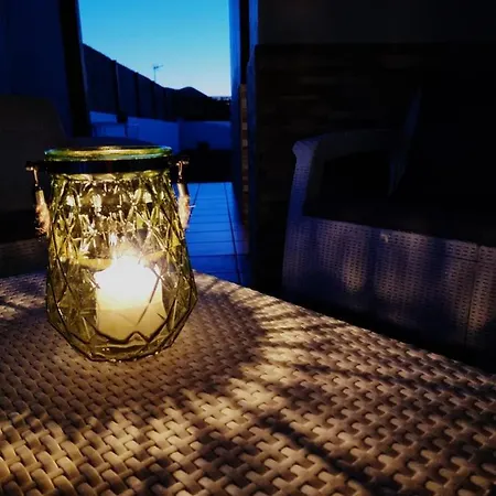 Vakantiehuis Casa Daniela 100 X 100 Relax-glasfaser Lajares